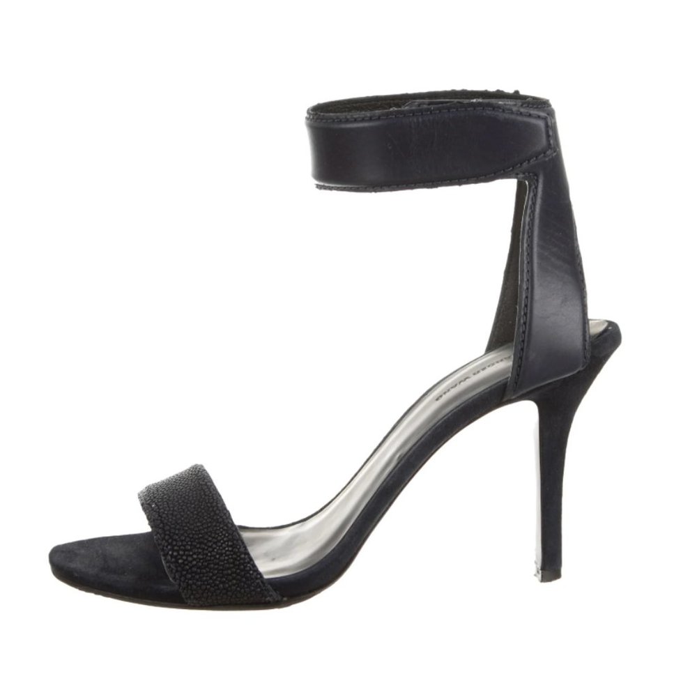 Alexander Wang Colette Stingray dark navy Sandals 9